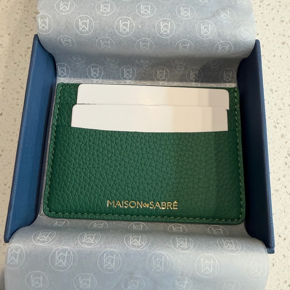 Maison de Sabré Green Card Holder